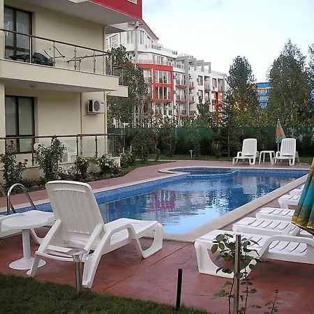 Aven House * ساني بيتش