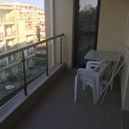 Apartment Aven House *