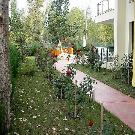 Aven House Apartment