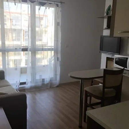 Aven House Sunny Beach